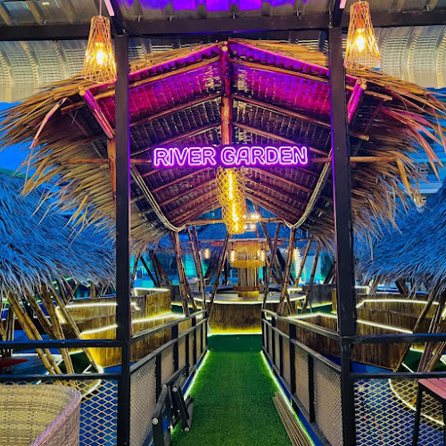 Comentarii opinii despre River Garden - Fine Dining Restaurant in Pattaya