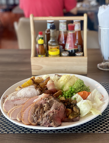 Robin Hood Tavern - อำเภอบางละมุง