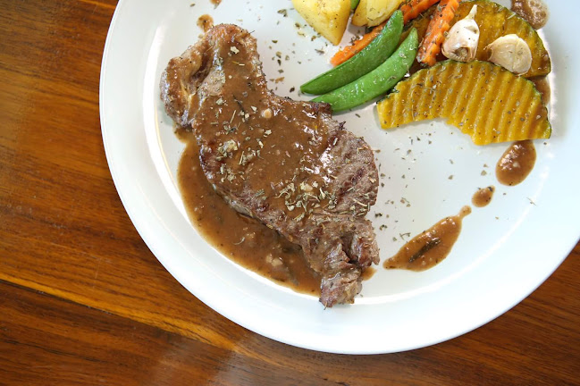 Coffee & Steak - อำเภอกระทุ่มแบน