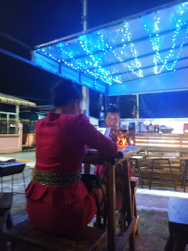 Opinii despre Witch's bar în Muang - การบริการอาหารและที่พัก