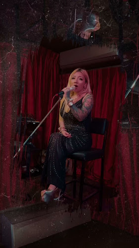 Comentarii opinii despre Continental cocktail lounge