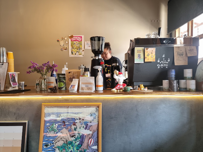 Comentarii opinii despre Slowlight slow-bar คาเฟ่แอนด์บาร์