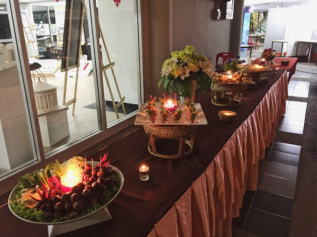 Opinii despre ร้านอาหารบ้านทิพย์ - Ban Tip Restaurant în อำเภอเมืองนครราชสีมา - การบริการอาหารและที่พัก