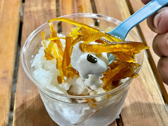 ไอศครีมกะทิสด สวายเรียง