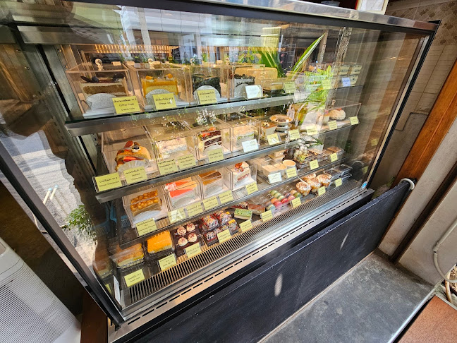 Sweet at moon - อ.เมือง