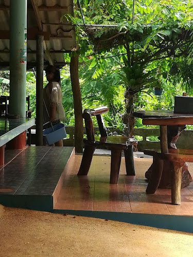 หมูแดดเดียว ตาโด่ง