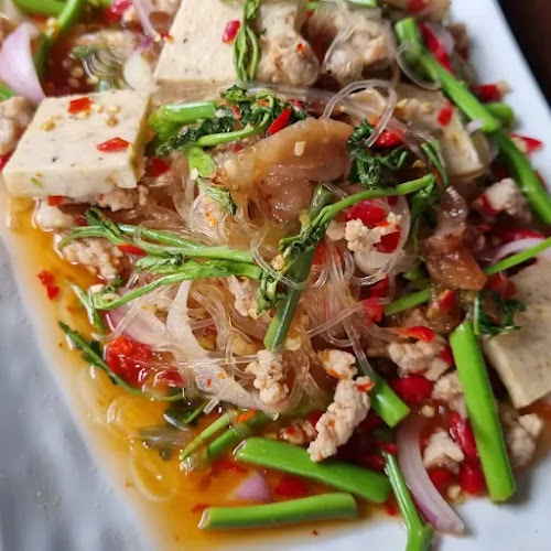 98 19 pa chak ตำบล กมลา อำเภอกะทู้ ภูเก็ต 83120