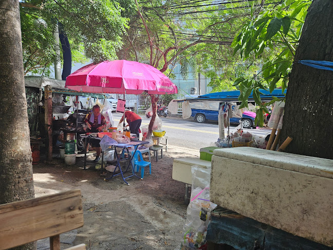 Opinii despre ป้าน้องอาหารตามสั่ง în อำเภอบางละมุง - การบริการอาหารและที่พัก