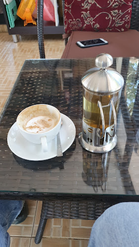 Opinii despre ร้านกาแฟสดโรบัสต้า în อำเภอเมืองจันทบุรี - การบริการอาหารและที่พัก