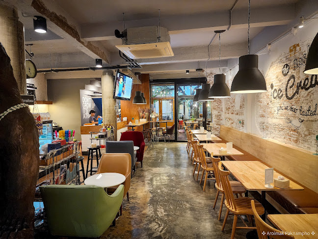 Comentarii opinii despre Bitter*Sweet The Dessert cafe