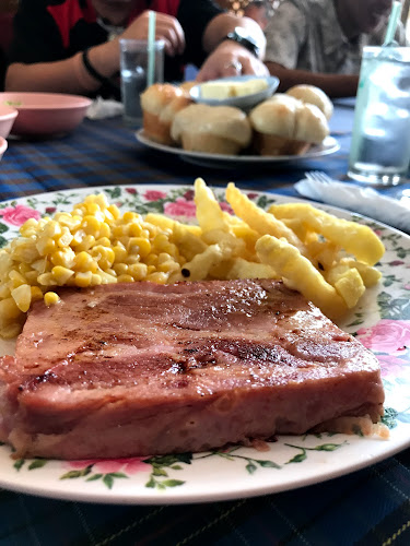 Comentarii opinii despre VFW สเต็กเฮ้าส์