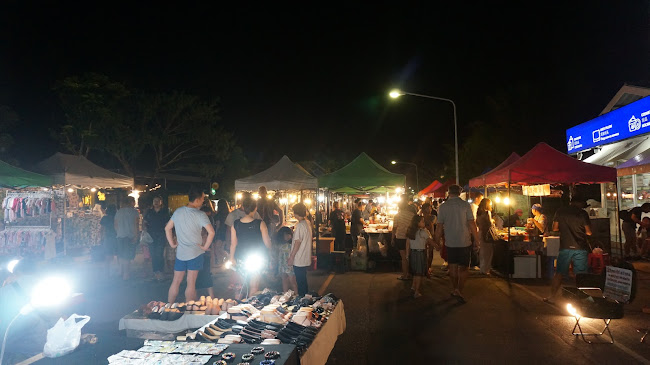 เบอร์กอร์คิง โบ๊ท อเวนิว - การบริการอาหารและที่พัก