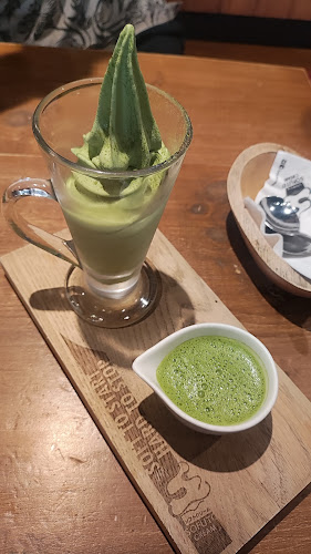 THE VOLCANO หลัง มช. - การบริการอาหารและที่พัก