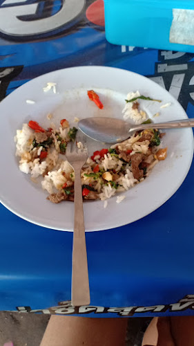 ร้านจ่าโกย เจ้าของไห - การบริการอาหารและที่พัก