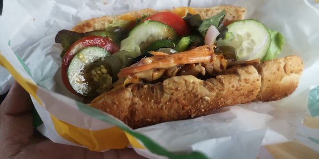 Opinii despre Subway ปตท.พระราม2 กม.35 în อำเภอเมืองสมุทรสาคร - การบริการอาหารและที่พัก