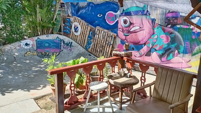 11, 1 ปฏัก ซอย 4 ตำบล กะรน เมือง ภูเก็ต 83100