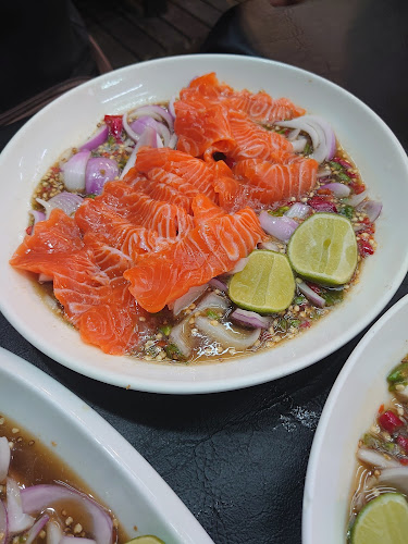 อาฟเตอร์ยำ พัทยา - การบริการอาหารและที่พัก