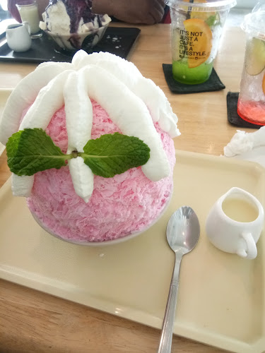 AVA Cafe & Eatery - อำเภอเมืองพิษณุโลก