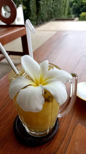 Kiki's Coffee Garden - อำเภอเมืองภูเก็ต