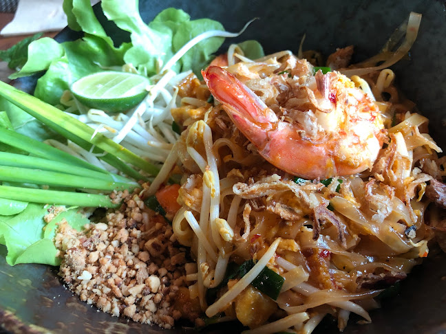 อาคารทรีมังกี้ส์ 105 หมู่ที่ 4 ถนนเหมืองเจ้าฟ้า ตำบล วิชิต อำเภอเมืองภูเก็ต ภูเก็ต 83000