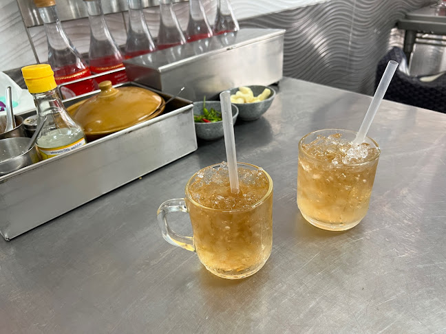 Opinii despre ขาหมูเมืองทอง în อำเภอปากเกร็ด - การบริการอาหารและที่พัก