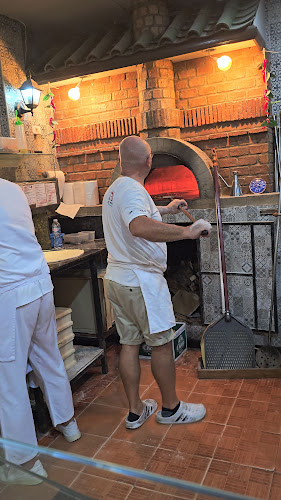 40/24 39, 32/9 ถ. เจ้าฟ้าตะวันตก ตำบล ฉลอง อำเภอเมืองภูเก็ต ภูเก็ต 83000