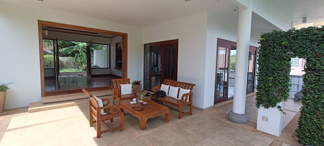 Kiki's Coffee Garden