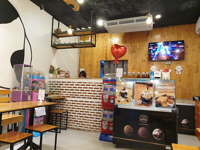 Comentarii opinii despre Milk and More.