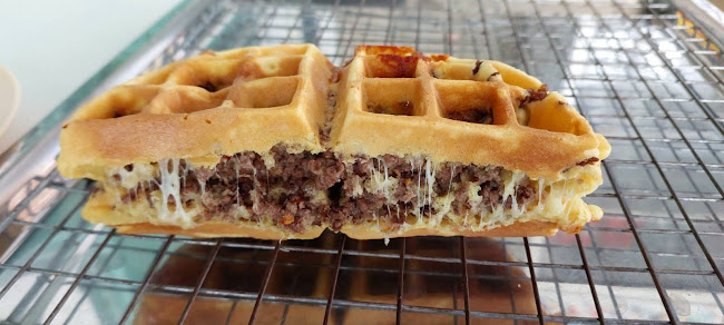 วาฟเฟิลไส้ทะลัก - อำเภอเมืองภูเก็ต