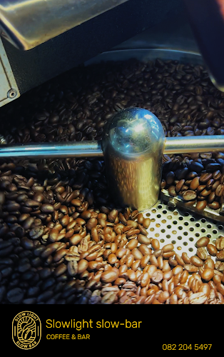 Comentarii opinii despre Slowlight slow-bar คาเฟ่แอนด์บาร์