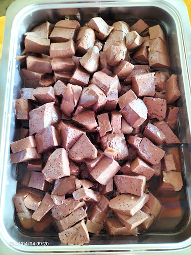 เจ๊หมวยก๋วยเตี๋ยวไก่มะระบุฟเฟ่ต์ - การบริการอาหารและที่พัก