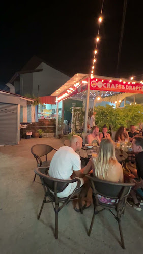 Opinii despre Beer Bank Rawai în Phuket - การบริการอาหารและที่พัก