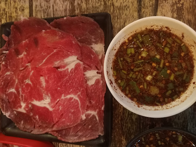 Opinii despre มีดีแจ่วฮ้อน HotPot în อำเภอบางละมุง - การบริการอาหารและที่พัก