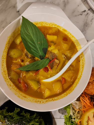 1006 ถนน ปุณณกัณฑ์ ตำบล คอหงส์ อำเภอหาดใหญ่ สงขลา 90110