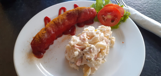 Bratwurst Peter - การบริการอาหารและที่พัก