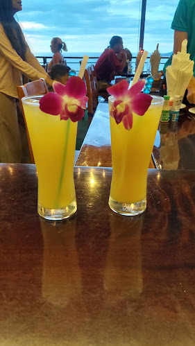 ป่าตอง ซันเซ็ท วิว เรสเตอร์รอง - การบริการอาหารและที่พัก