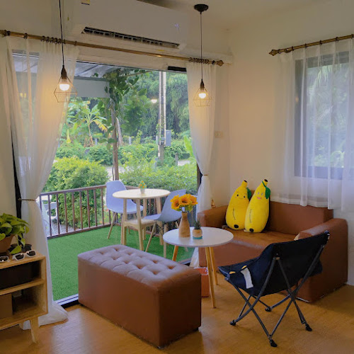 Comentarii opinii despre Gindee Cup (คาเฟ่ & shop เสื้อผ้า)