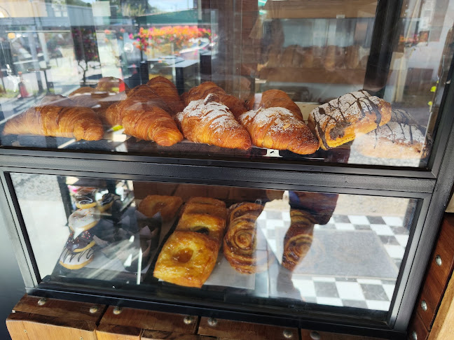 150 1 ถ. ศรีสุนทร ตำบลเชิงทะเล อำเภอถลาง ภูเก็ต 83110