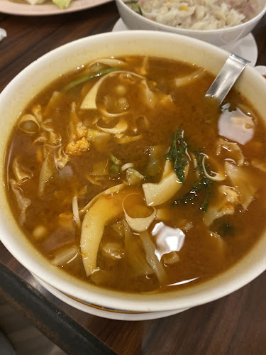 661/663 ศูนย์การค้าเจพีไรวา ถนน ท่าแฉลบ อ.เมือง จันทบุรี 22000