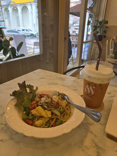 Opinii despre MASHAA Halal Cafe’ în เมือง - การบริการอาหารและที่พัก