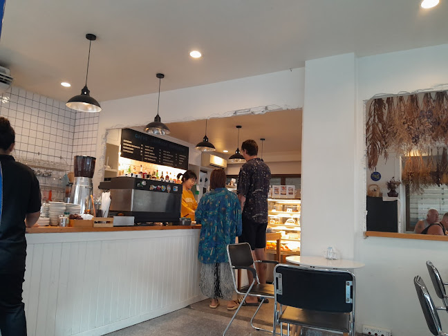 Comentarii opinii despre Cafe Lavazza Lukkan Mansion