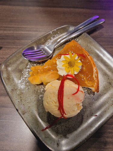 เลขที่ 85 ถ. เยาวราช ตำบลตลาดใหญ่ อำเภอเมืองภูเก็ต ภูเก็ต 83000