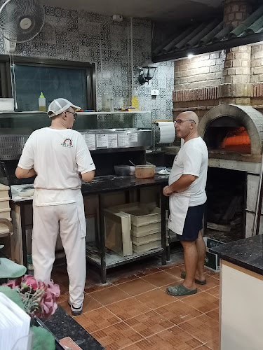 40/24 39, 32/9 ถ. เจ้าฟ้าตะวันตก ตำบล ฉลอง อำเภอเมืองภูเก็ต ภูเก็ต 83000