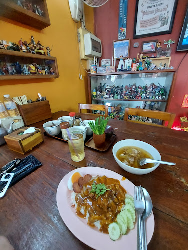 ร้านอู๊ดรสเด็ด - อำเภอเมืองกำแพงเพชร