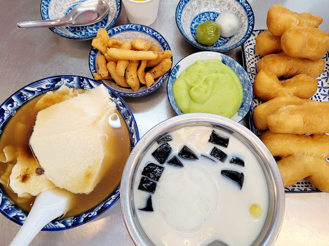 Opinii despre เถ่าชิ่ว น้ำเต้าหู้มือหนึ่ง สาขา เมืองทองธานี în อำเภอปากเกร็ด - การบริการอาหารและที่พัก