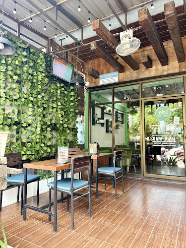 Easy Health - การบริการอาหารและที่พัก