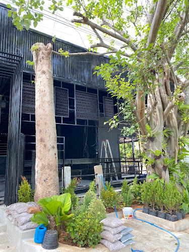 Opinii despre Palang Fine Dining & chill în อำเภอ สนม - การบริการอาหารและที่พัก