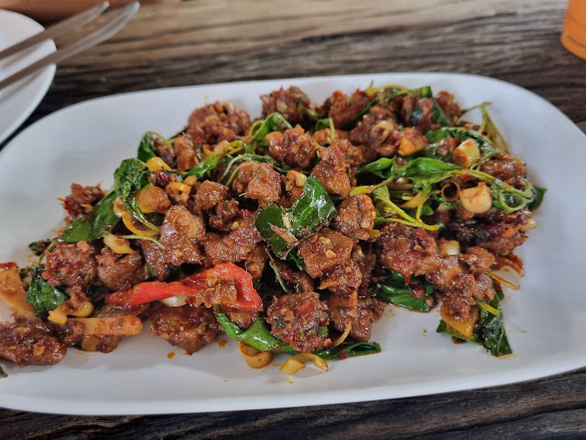 ครัวจ่าต๋อย - การบริการอาหารและที่พัก