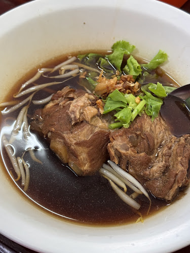 เหน่ง รสเยี่ยม