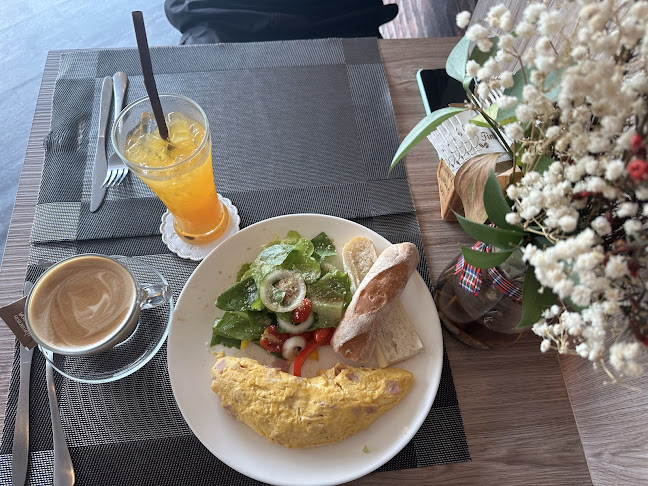 Mayday Coffee & Bar - อำเภอกะทู้